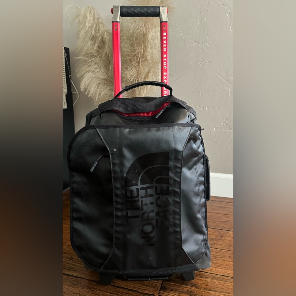 North face rolling thunder